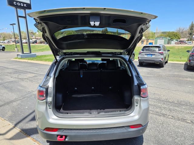 Used 2020 Jeep Compass Trailhawk AWD/4WD image 18
