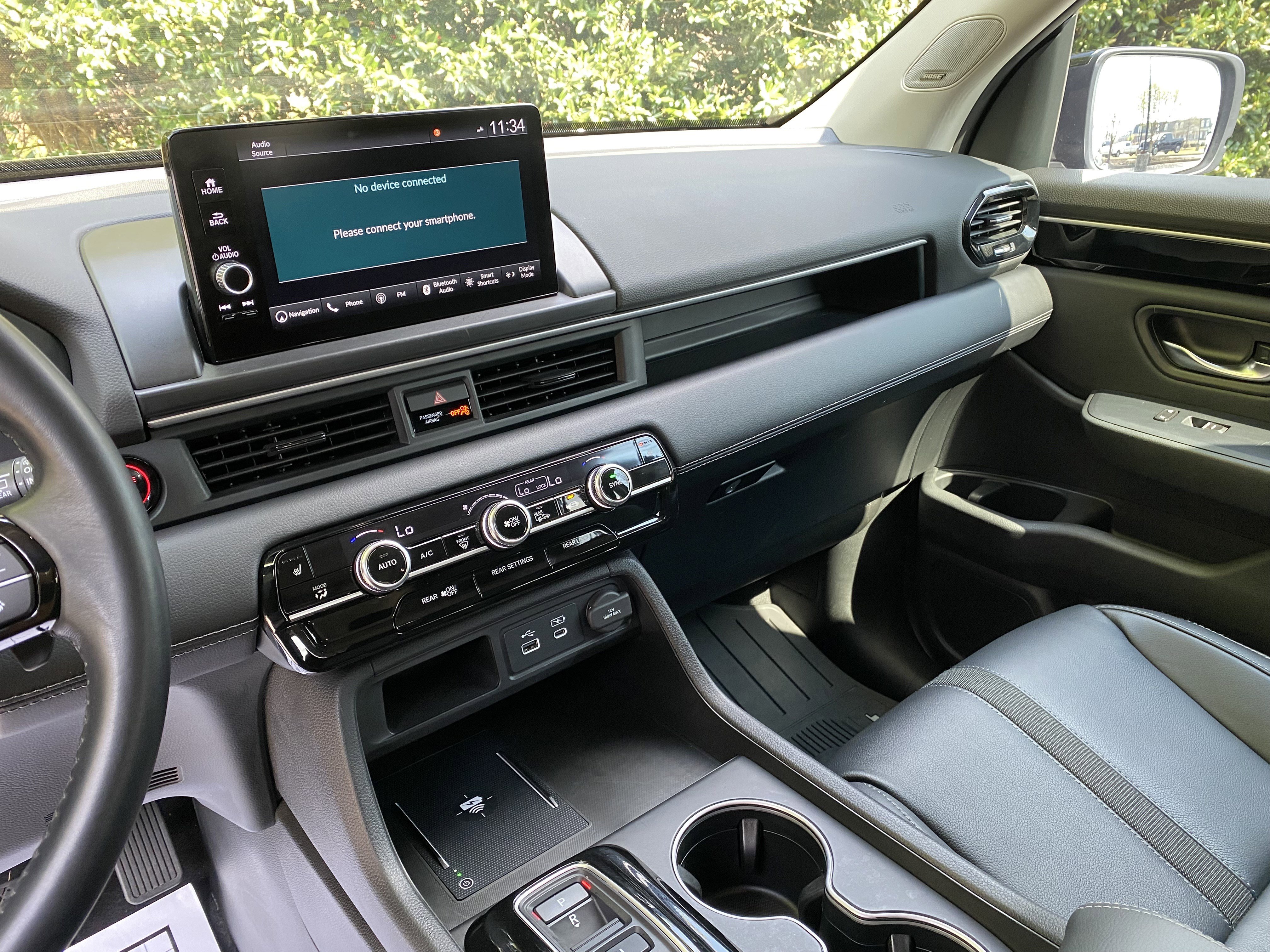 Used 2024 Honda Pilot Touring image 23