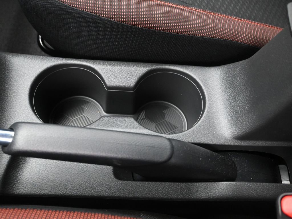 New 2025 Nissan Versa SR w/ Trunk Package FWD image 17