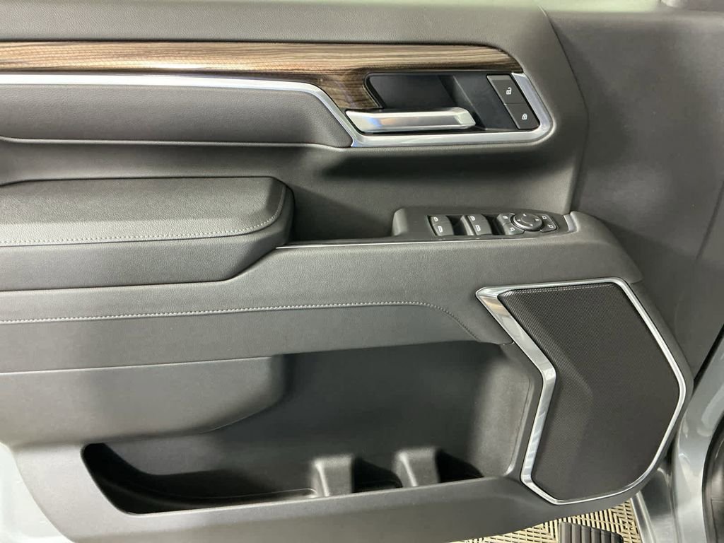 Used 2025 Chevrolet Silverado 2500 LT w/ All Star Edition image 29