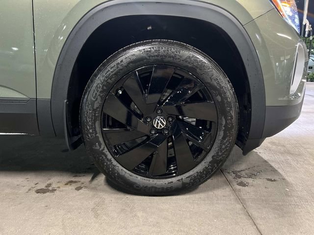 New 2026 Volkswagen Atlas SE image 8