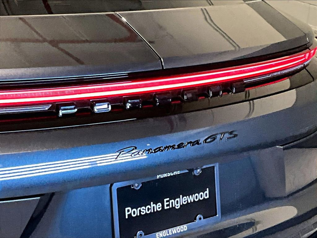 Certified 2025 Porsche Panamera GTS image 33