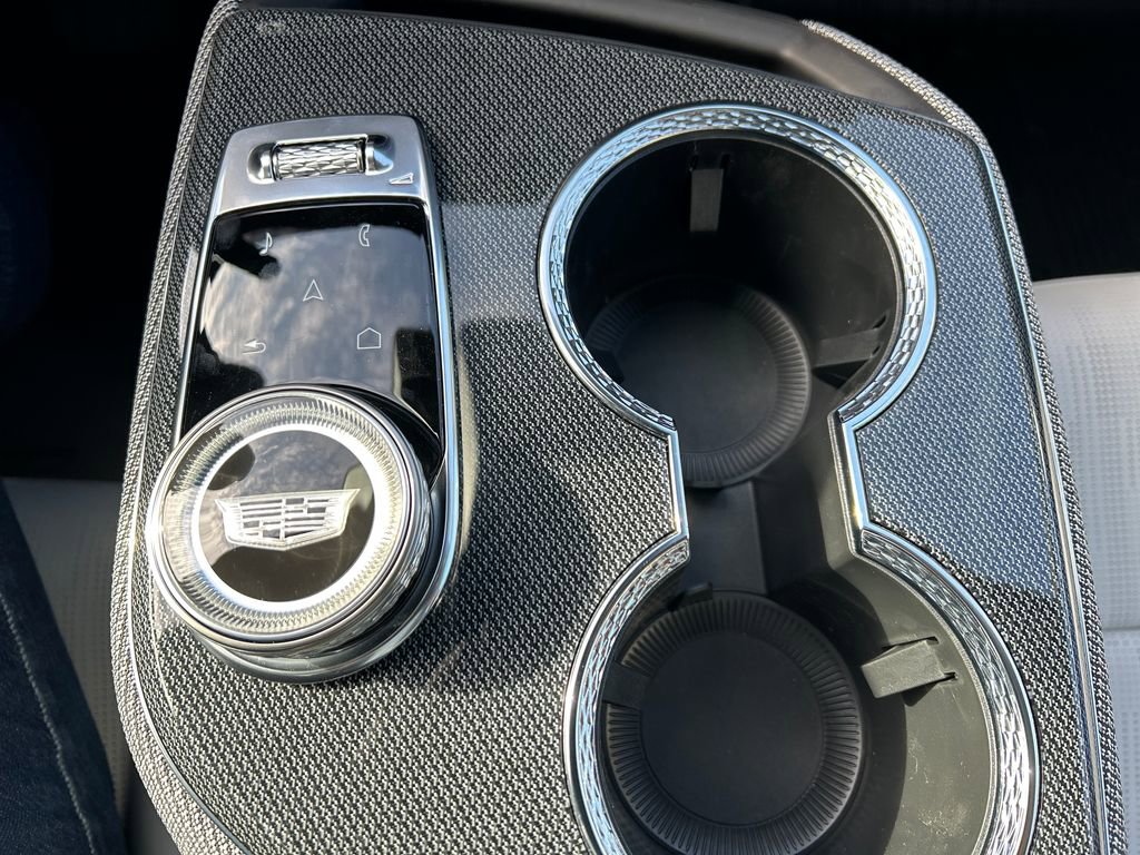 New 2026 Cadillac Optiq Sport 2 image 21