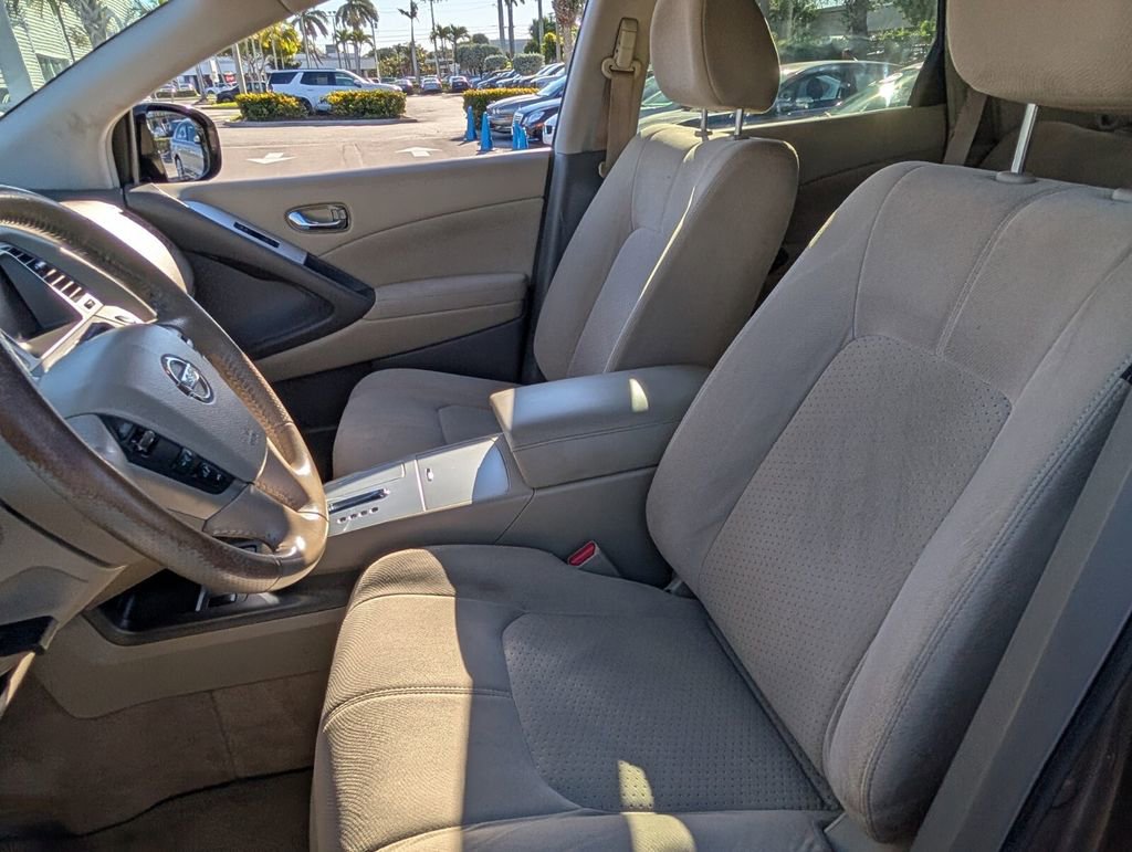 Used 2014 Nissan Murano SV image 10