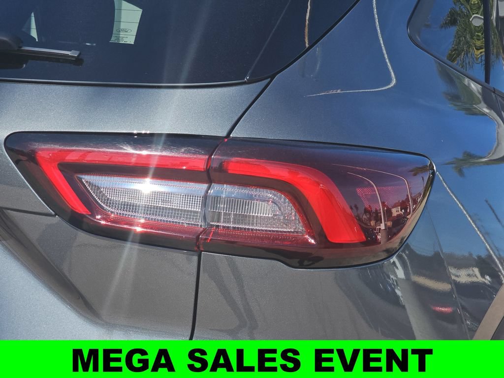 Used 2025 Ford Escape Active FWD image 39