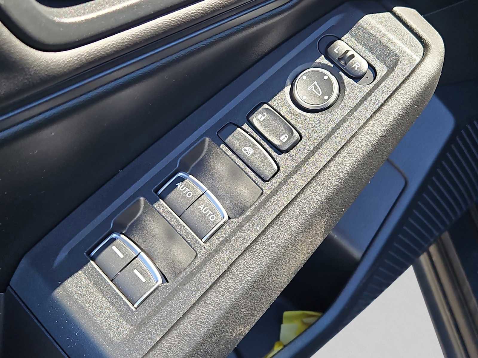 Certified 2023 Honda Accord EX image 25