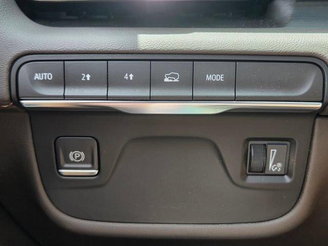 Used 2023 Cadillac Escalade Premium Luxury AWD/4WD image 23