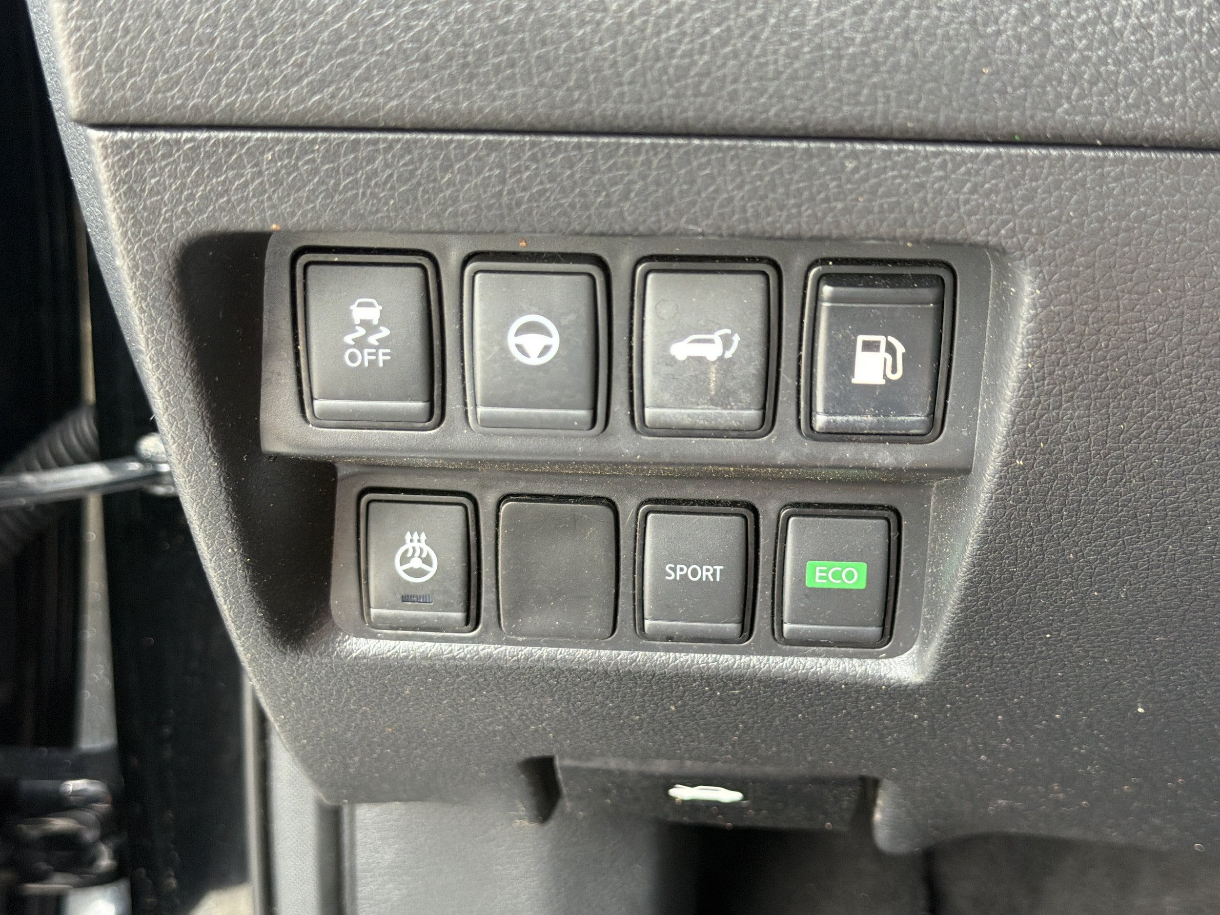 Used 2019 Nissan Rogue SL FWD image 18