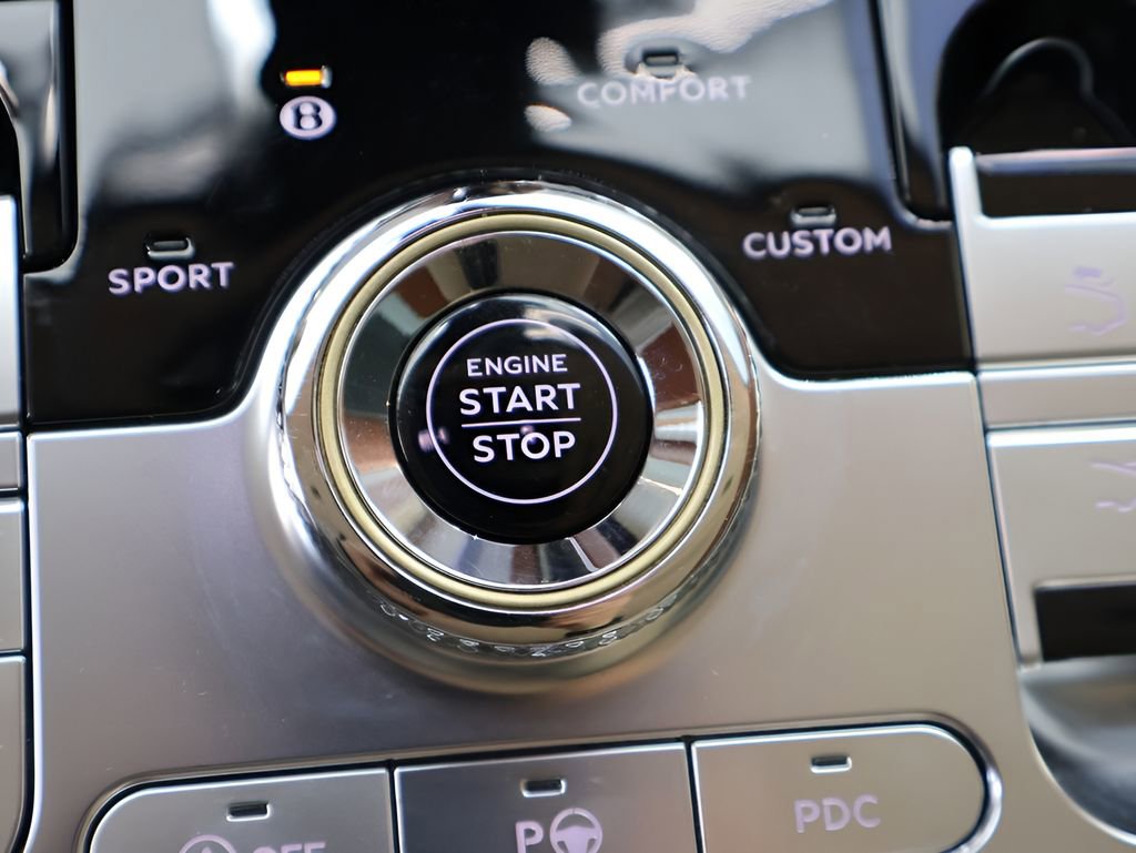 Used 2024 Bentley Continental GT image 27