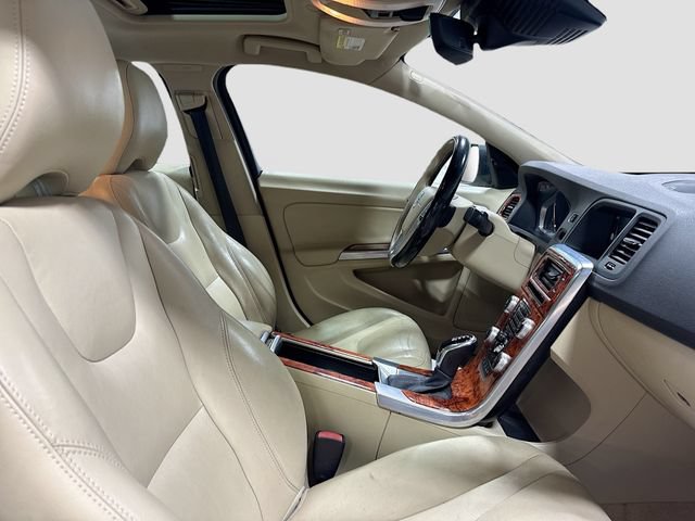 Used 2015 Volvo S60 T5 Platinum w/ Climate Package AWD/4WD image 22