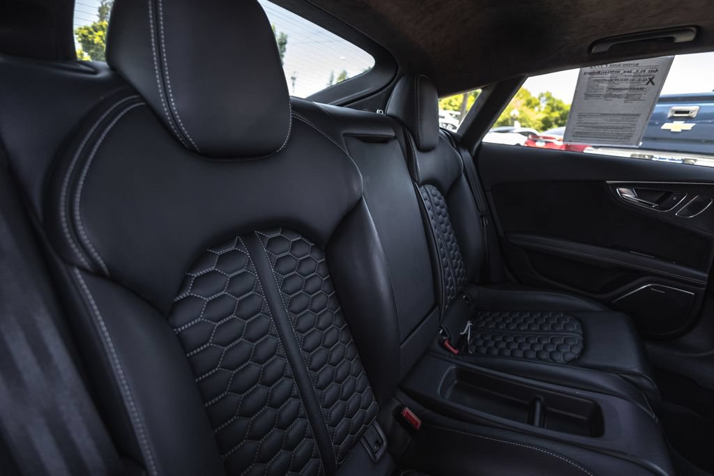 Used 2016 Audi RS 7 Prestige w/ RS 7 Dynamic Package AWD/4WD image 28