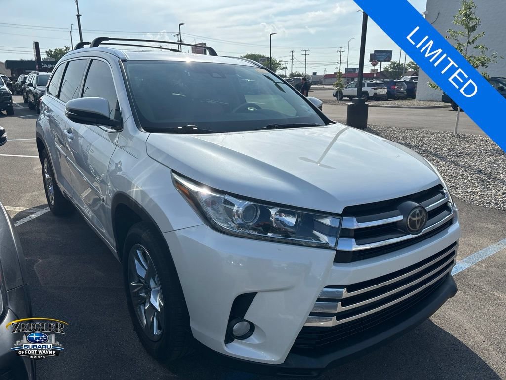 Used 2018 Toyota Highlander Limited FWD image 1