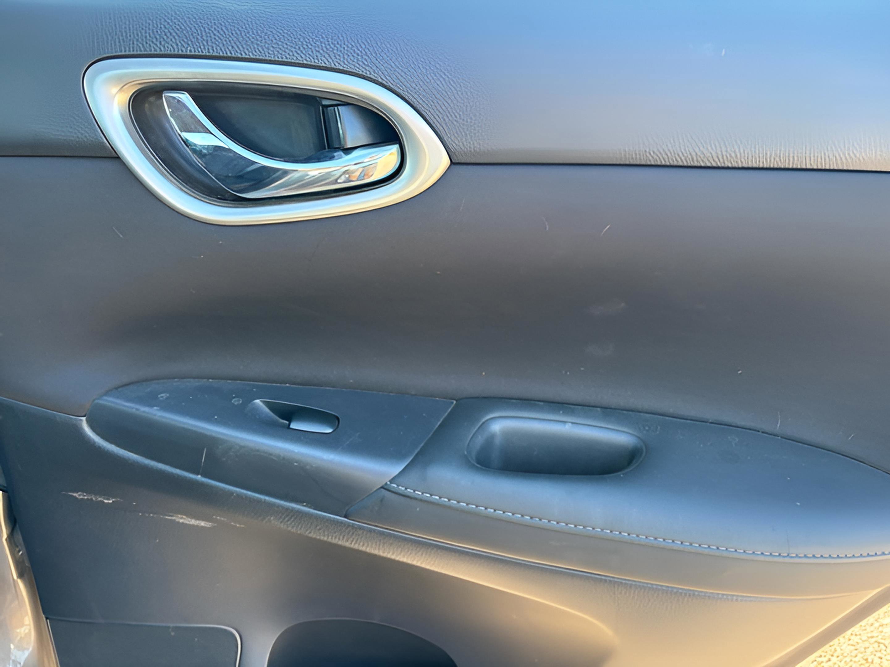 Used 2016 Nissan Sentra SV image 14