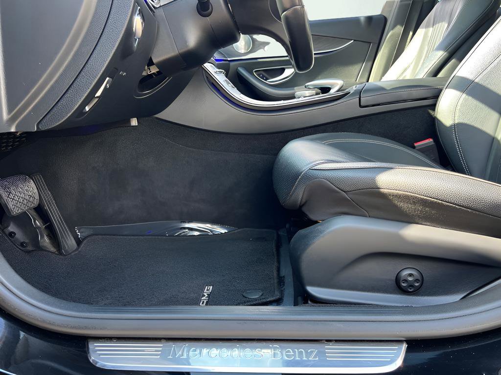 Used 2019 Mercedes-Benz E 300 image 40