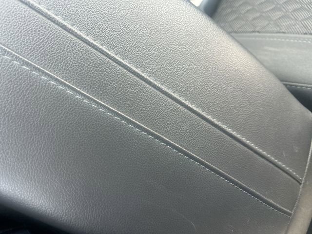 Used 2021 Chevrolet Blazer LT FWD image 25