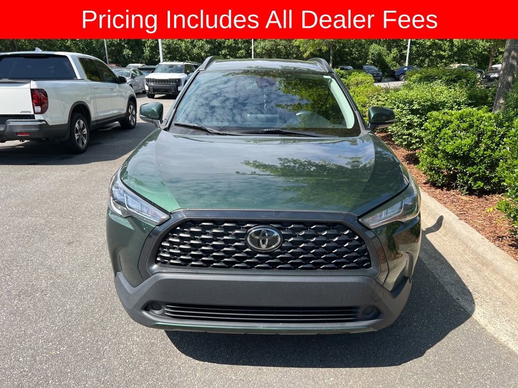Used 2022 Toyota Corolla Cross LE FWD image 2