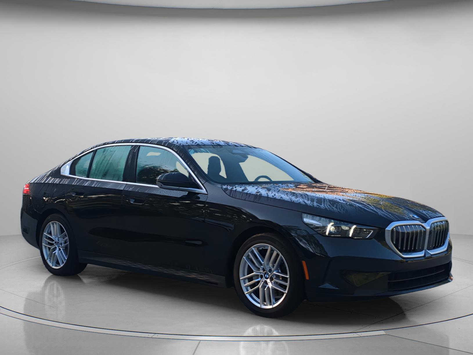 Used 2025 BMW 530i RWD image 38