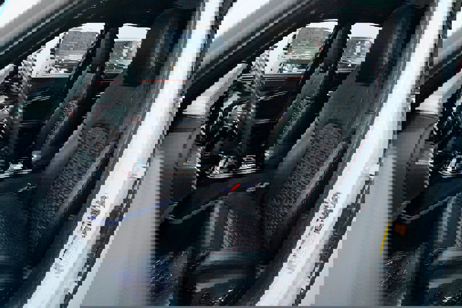 Used 2021 Audi RS 6 w/ Executive Package image 25