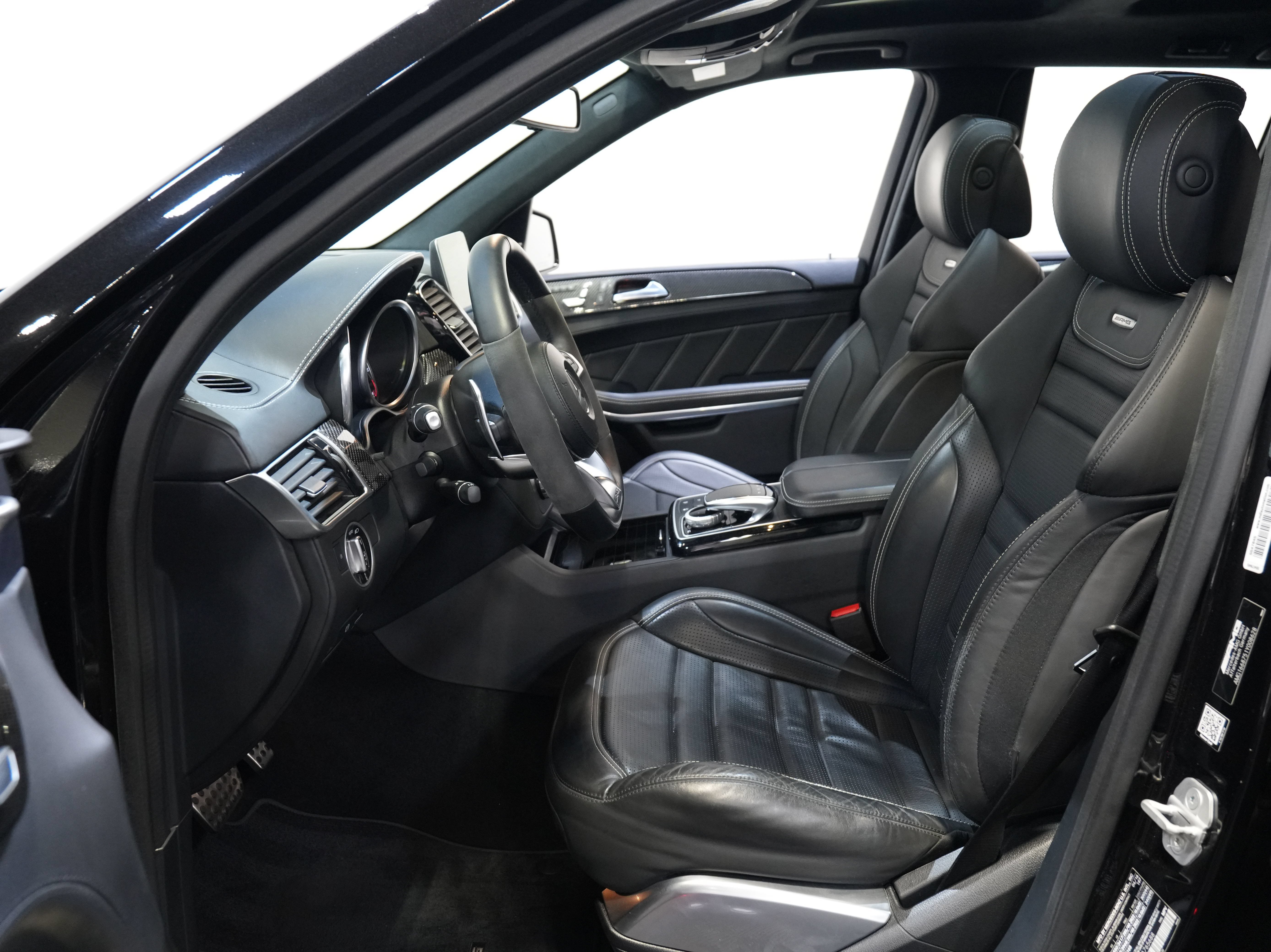Used 2017 Mercedes-Benz GLS 63 AMG 4MATIC image 31