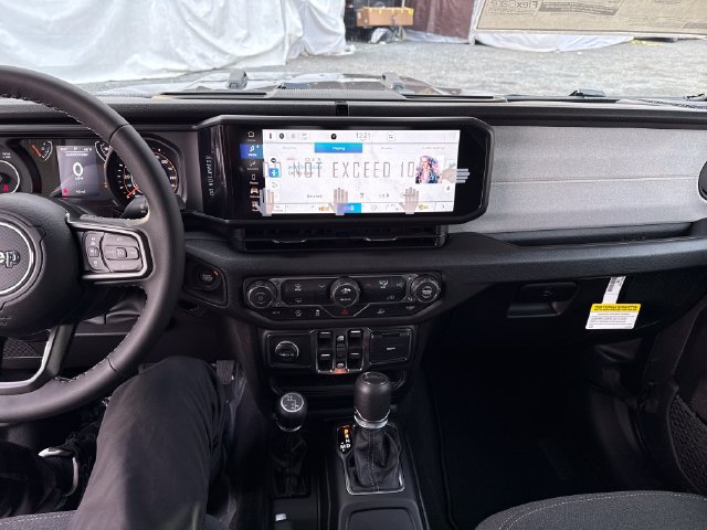 New 2026 Jeep Gladiator Sport AWD/4WD image 21