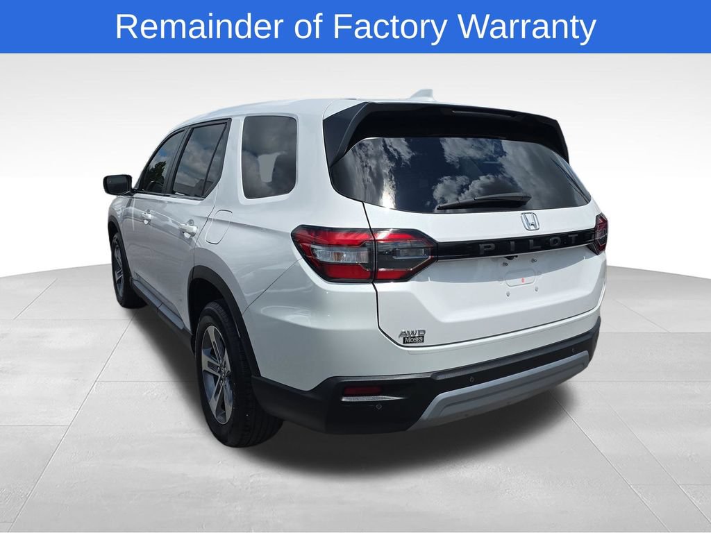Used 2025 Honda Pilot EX-L image 4