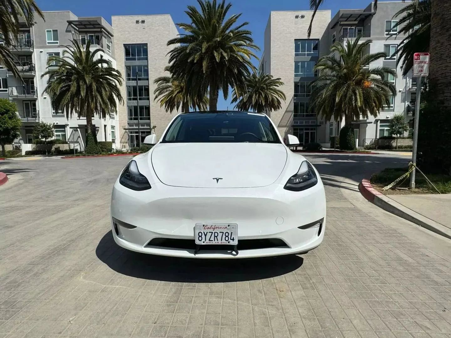 Used 2023 Tesla Model Y Long Range AWD/4WD image 4