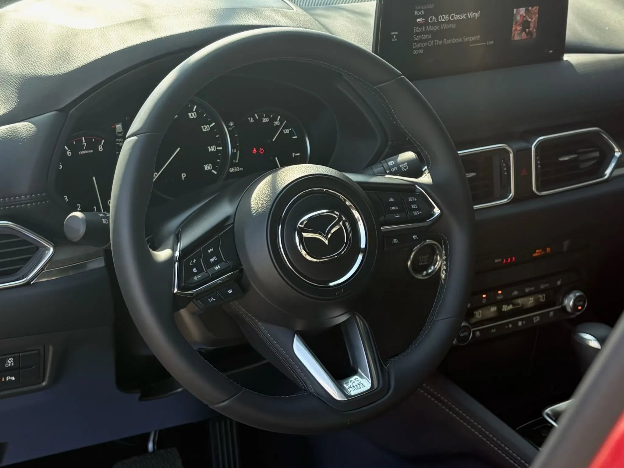 Used 2025 MAZDA CX-5 Signature image 13