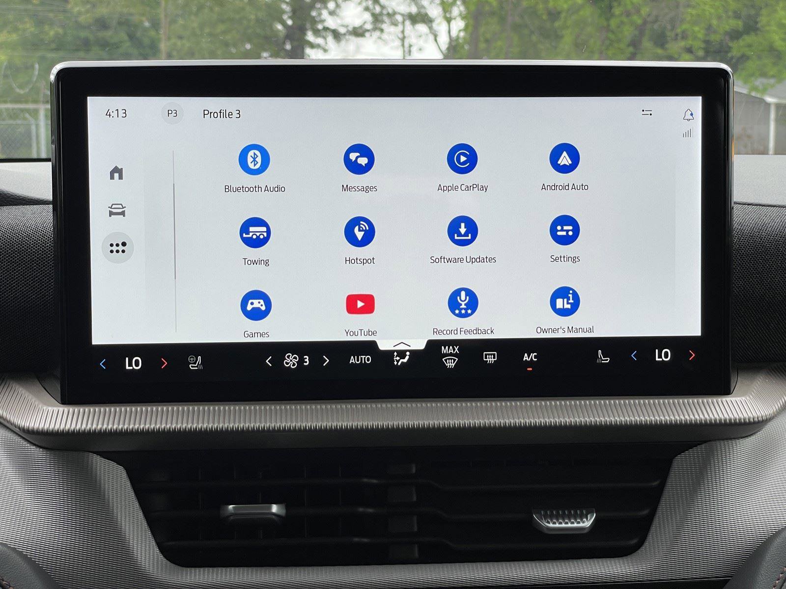 Used 2025 Ford Explorer Active w/ Active Comfort Package image 21