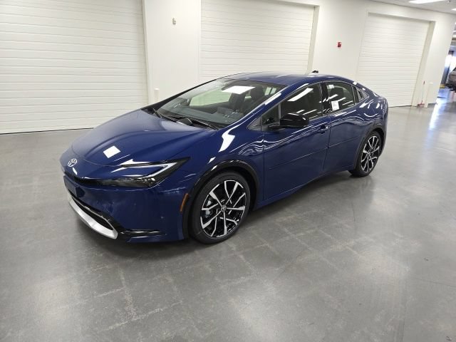 New 2026 Toyota Prius Plug-In Hybrid FWD image 2