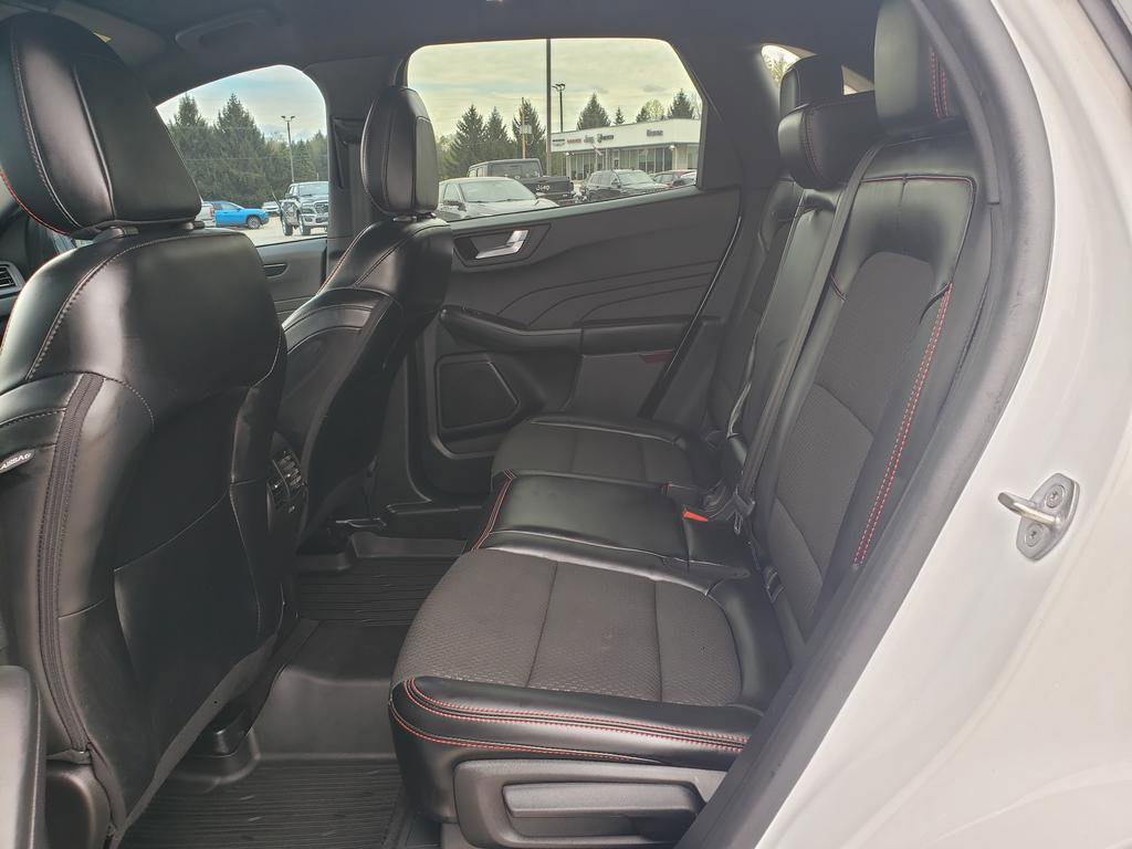Used 2023 Ford Escape ST-Line w/ Tech Pack #1 AWD/4WD image 12