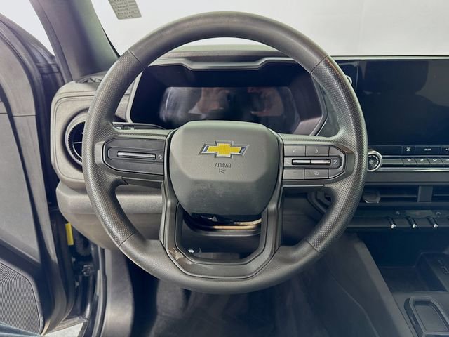 Used 2023 Chevrolet Colorado W/T image 12