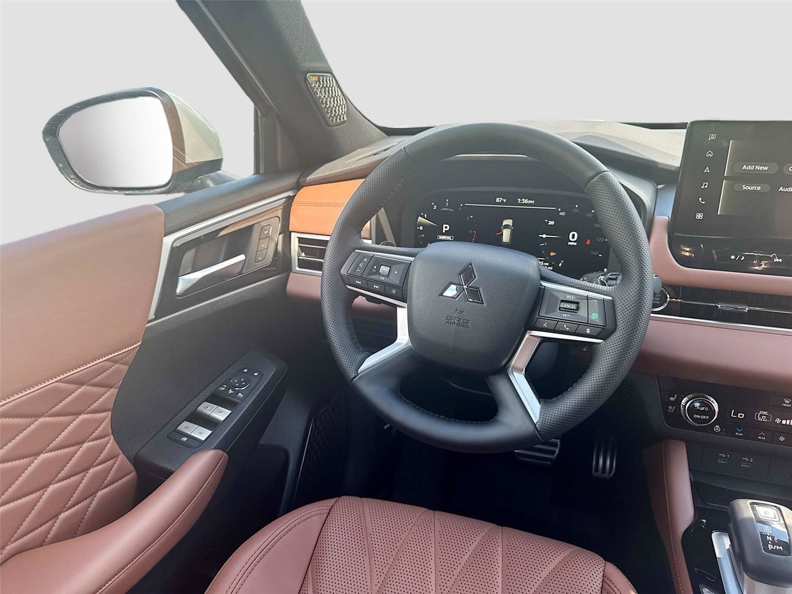 New 2025 Mitsubishi Outlander SEL image 23