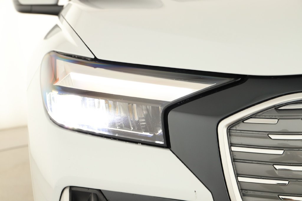 Certified 2023 Audi Q4 e-tron Premium Plus w/ Premium Plus AWD/4WD image 35