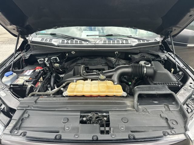 Used 2018 Ford F150 XLT w/ Equipment Group 302A Luxury AWD/4WD image 19