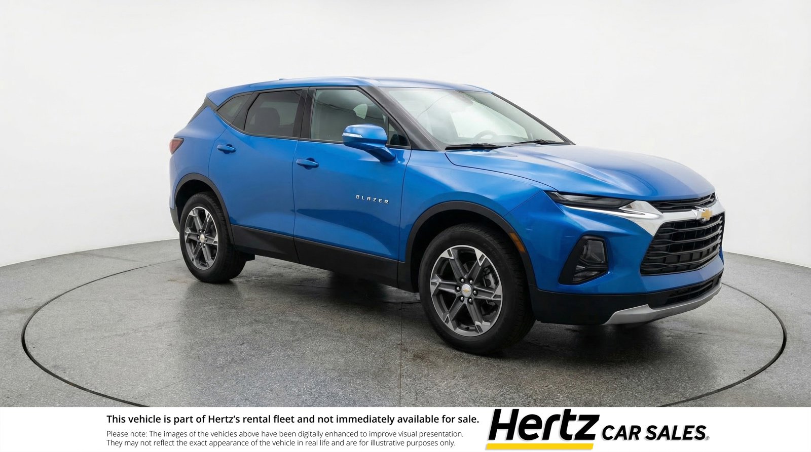 Used 2025 Chevrolet Blazer LT image 1