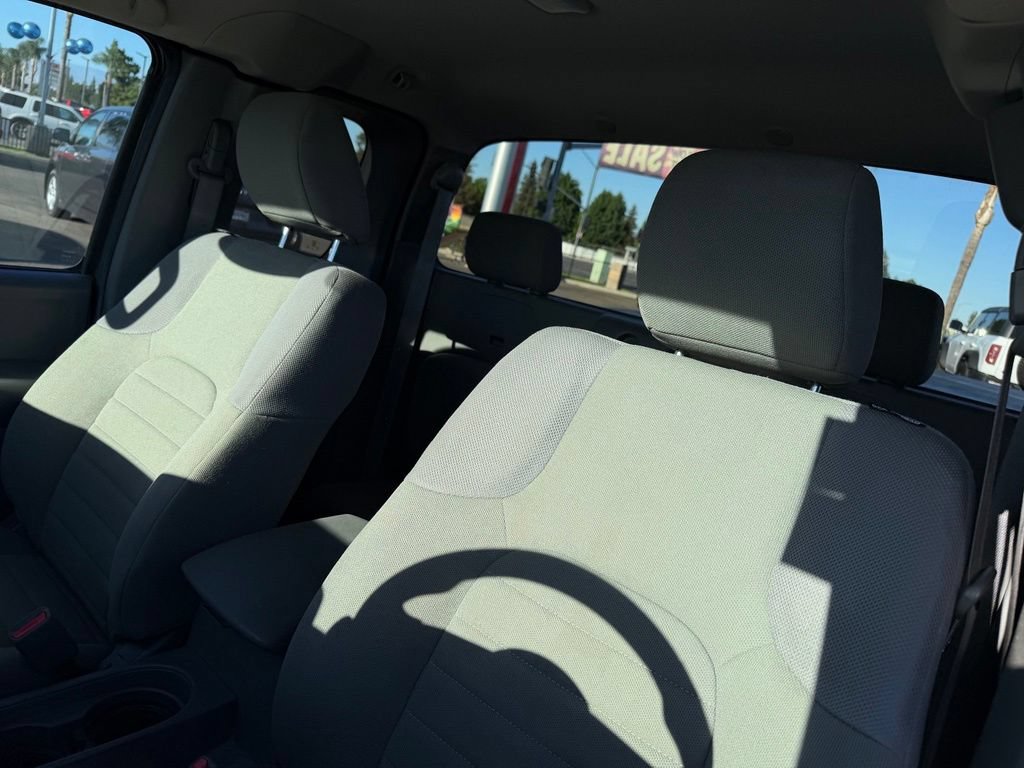 Used 2019 Nissan Frontier S RWD image 13