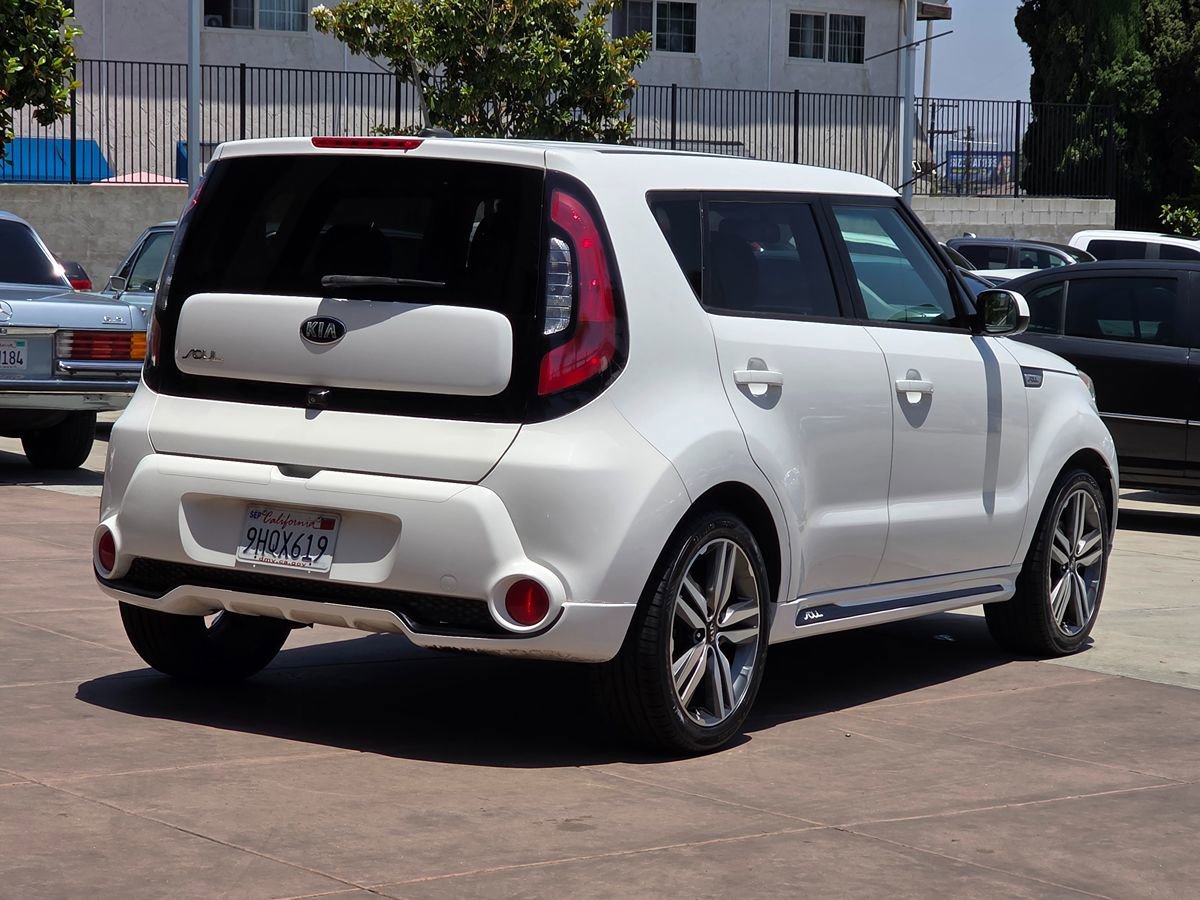 Used 2016 Kia Soul + w/ Soulful Package FWD image 11