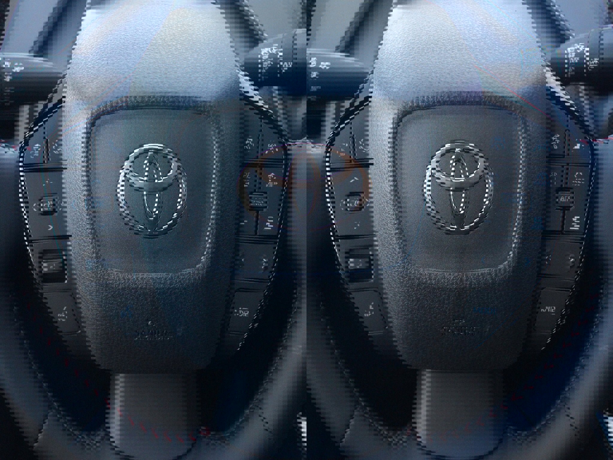 New 2026 Toyota Prius Plug-In Hybrid FWD image 7