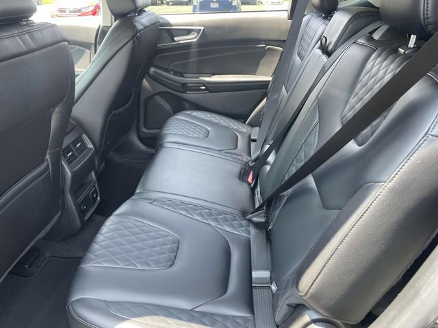Used 2024 Ford Edge Titanium AWD/4WD image 16