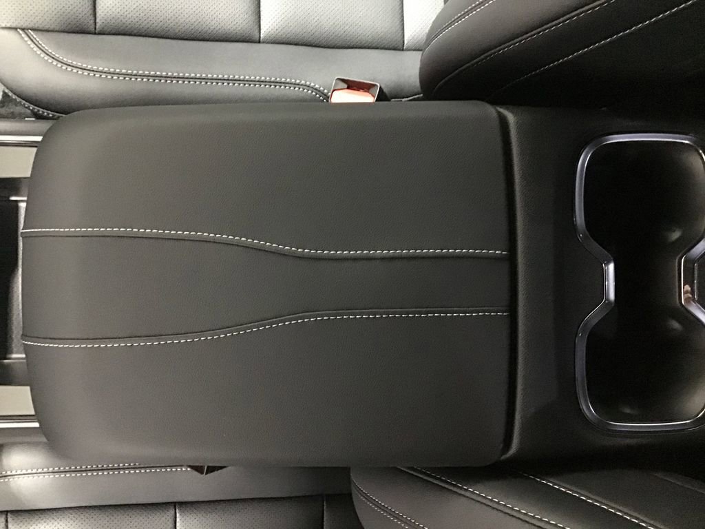 New 2026 Chevrolet Traverse LT w/ Sun and Wheel Package image 22