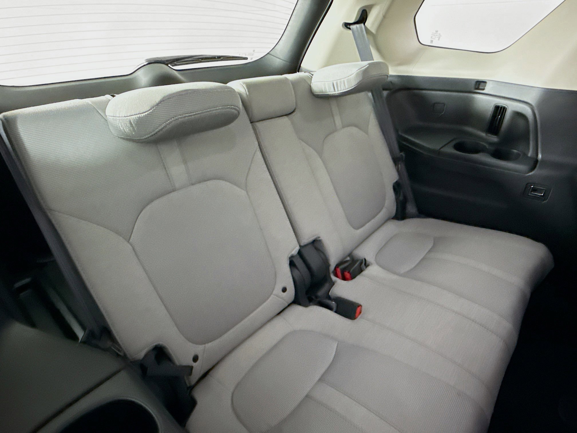 Used 2024 Honda Pilot LX image 32