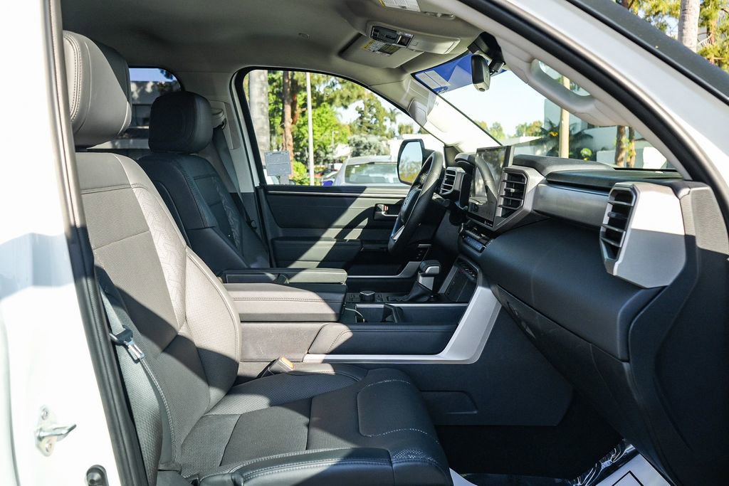Used 2023 Toyota Tundra Limited w/ Power Package image 17