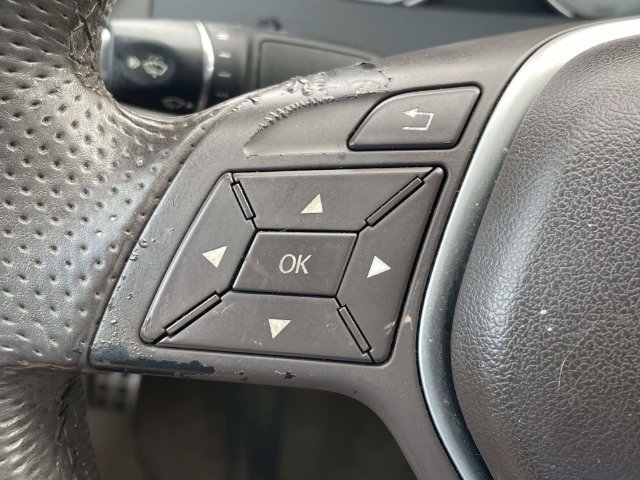 Used 2013 Mercedes-Benz C 300 4MATIC Sedan image 21