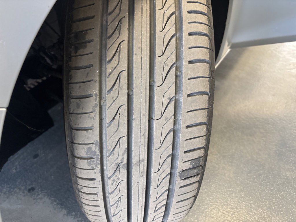 Used 2017 Chevrolet Malibu LT image 11