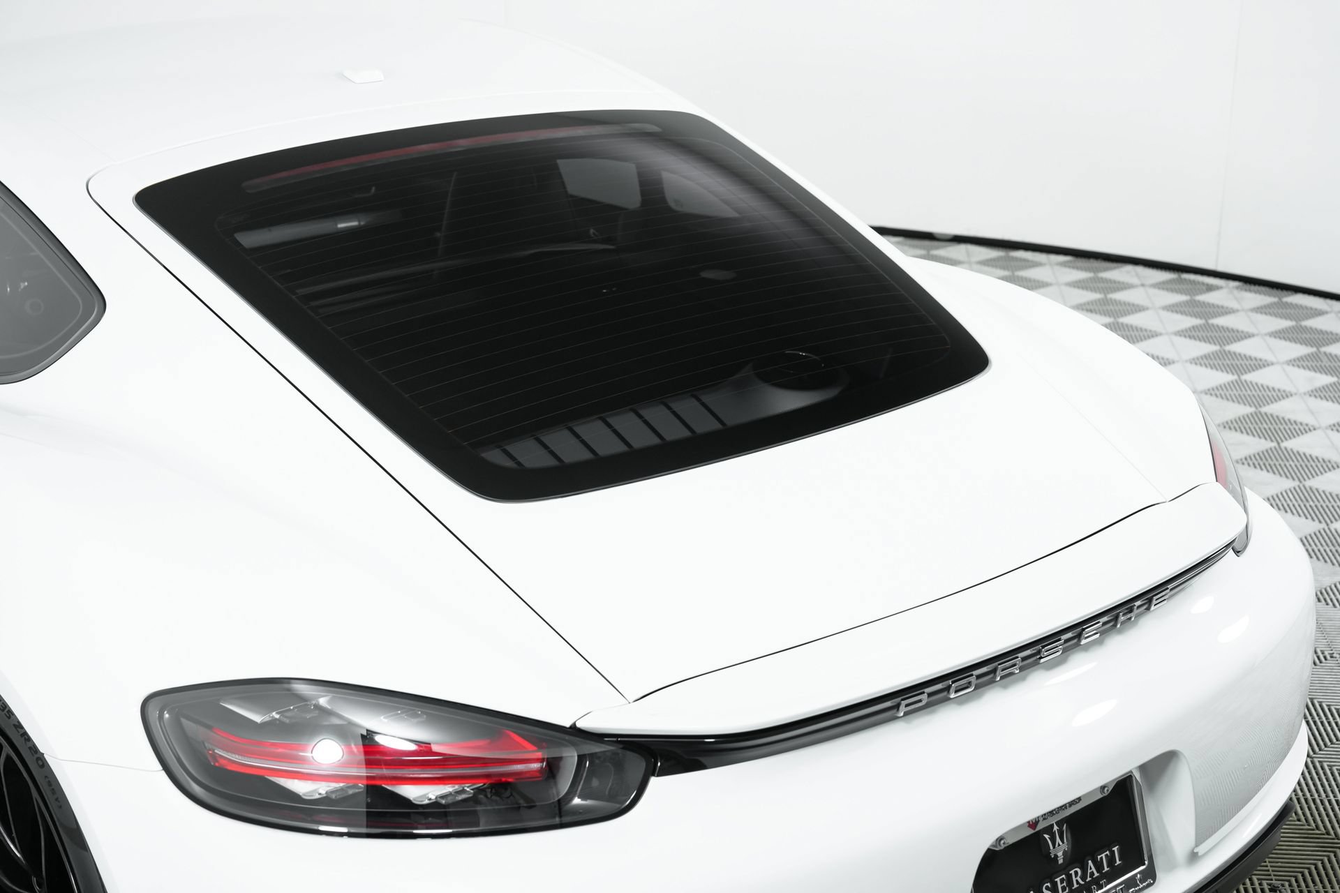 Used 2025 Porsche 718 Cayman RWD image 59