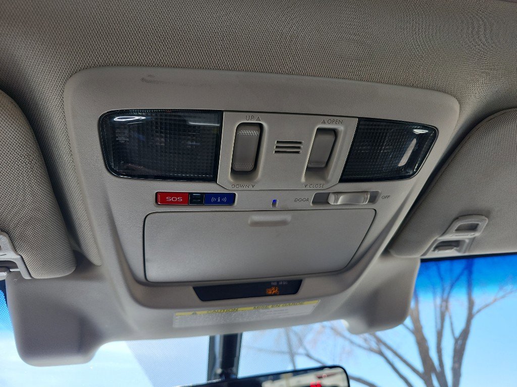 Used 2018 Subaru Outback 3.6R Limited image 22