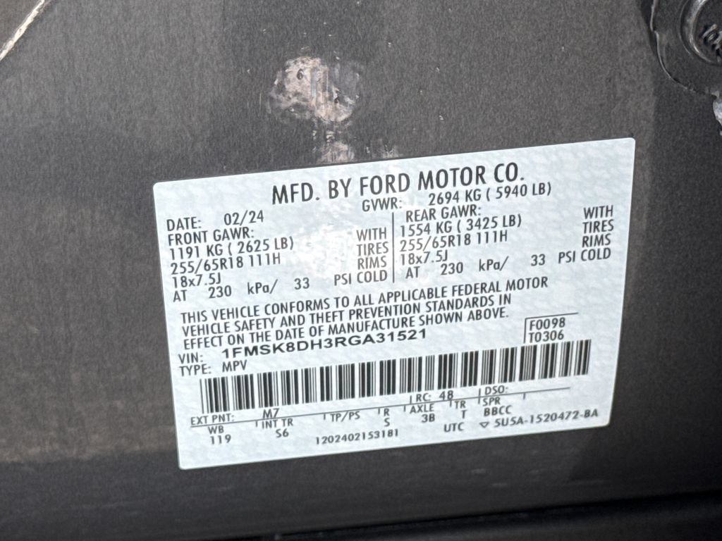 Used 2024 Ford Explorer XLT w/ Equipment Group 202A AWD/4WD image 32