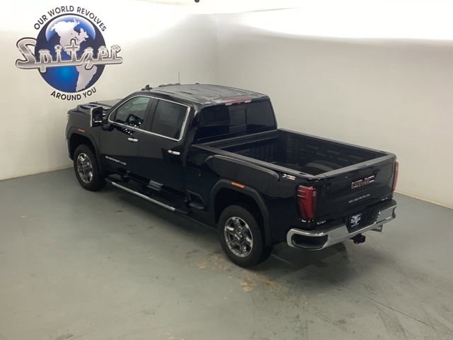 New 2026 GMC Sierra 2500 SLT image 13