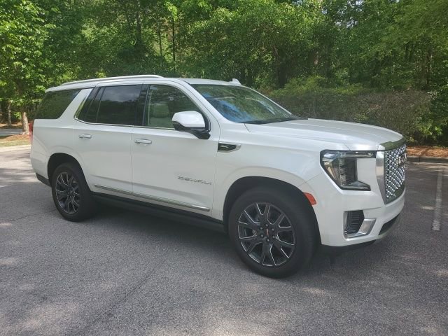 Used 2023 GMC Yukon Denali AWD/4WD image 7