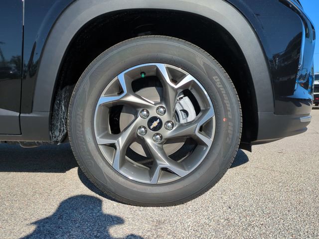 New 2026 Chevrolet Trax LT w/ Sunroof Package image 10